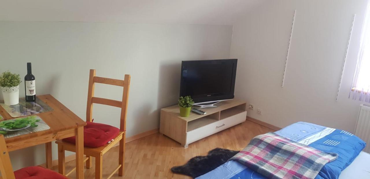 Czerwony Kamien Rubin Daire Sianozety Dış mekan fotoğraf