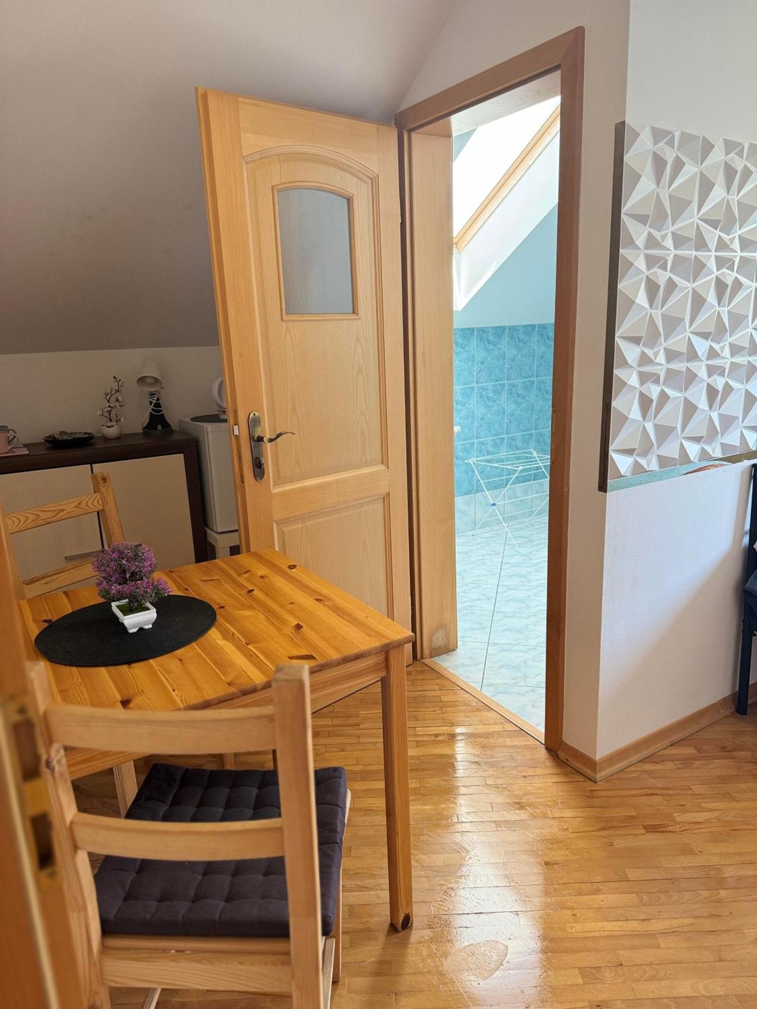 Czerwony Kamien Rubin Daire Sianozety Dış mekan fotoğraf